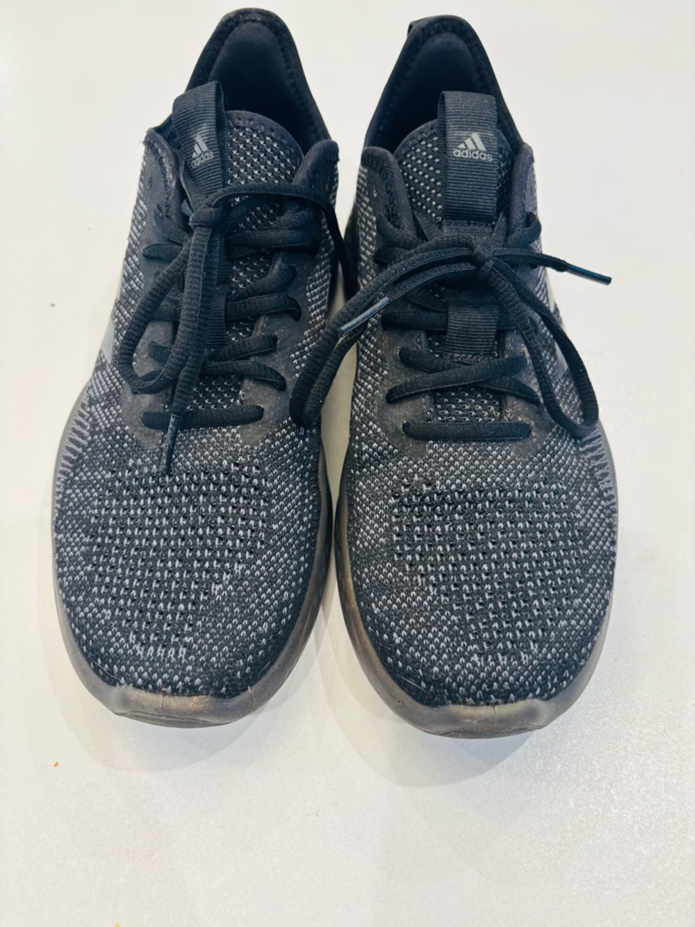 adidas Black and Dark Gray Knit Athletic Mens Sneakers size 9 - Picture 9 of 10